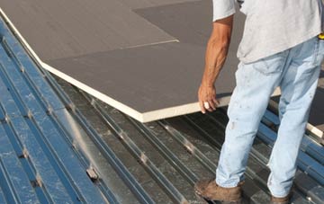 benefits of insulating Northtown flat roofing